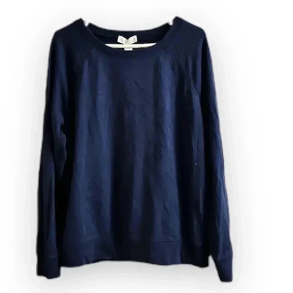 Forever 21 top size large ultimate comfort top featuring a relaxed fit. - Picture 1 of 3